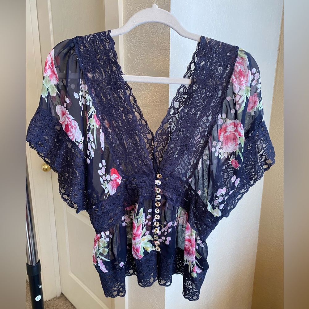 Y2K Vintage Forever 21 Floral Print Lace Sheer Blouse Boho Style Size L NWOT